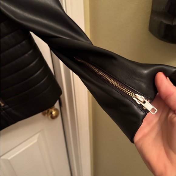 Nina Parker Quilted Black Leather Jacket - Picture 3 of 6